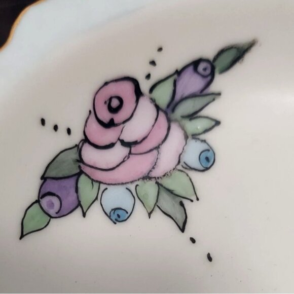 Vintage Japan Hand-Painted Porcelain Floral Finger Bowl Gold Rim Cut-Out Handles - Picture 4 of 6